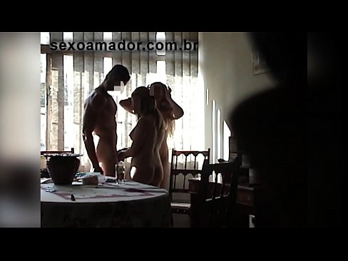 ❤️ Os amigos sexuais invitan a un home xigante e a un trío con el Vídeo de sexo en % gl.mouthporn.ru %